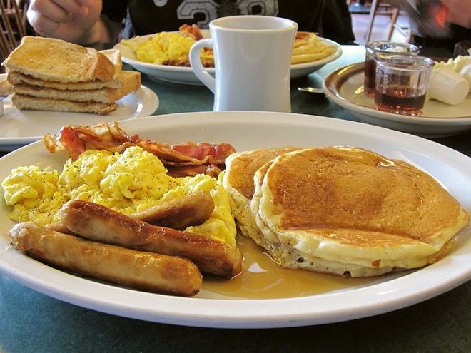bữa sáng theo văn hóa ẩm thực Mỹ 