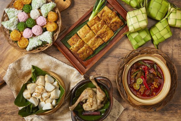 Thưởng thức những món ăn đường phố Indonesia hấp dẫn, thơm ngon